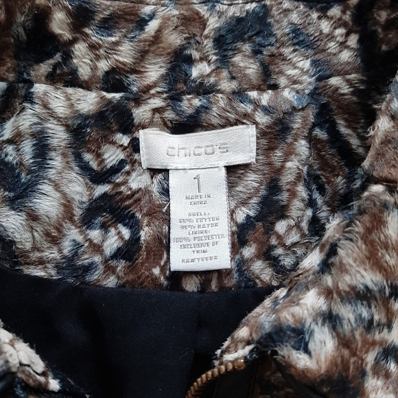 Women's Faux Fur Animal Snake Cheetah Print Zip Front Collared Jacket - Picture 4 of 8